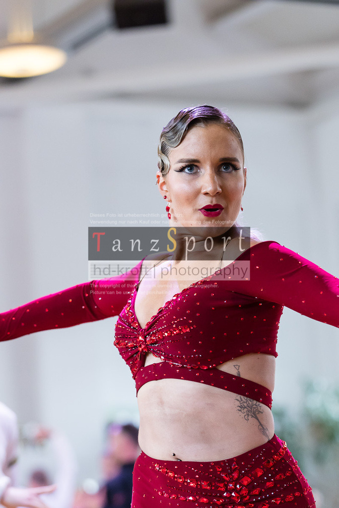 20240616_D-Cup-HGR-Latein_3158 | Tanzsportbilder, Standardtanz, Lateintanz, WDSF, DTV, LTVB, dancecomp, goc, hessen tanzt, blaues band der spree, walzer, tango, wiener walzer, slowfox, quickstepp, samba, rumba, cha-cha-cha, paso doble. jive, hd-kroft photography, turniertanzsport