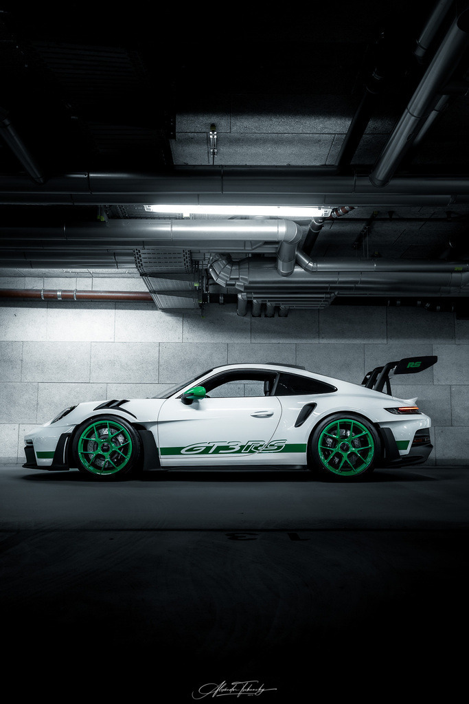 911 Porsche 911 GT3 RS | Entdecken Sie die faszinierende Welt von Alexander Tschuncky Arts: Kreative Fotografie, atemberaubende Automobilkunst und hochwertiger Bilderdruck. Lassen Sie sich inspirieren! - Realisiert mit Pictrs.com