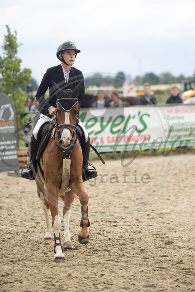 994A9625 | sabrinanicolaifotografie - Realisiert mit Pictrs.com