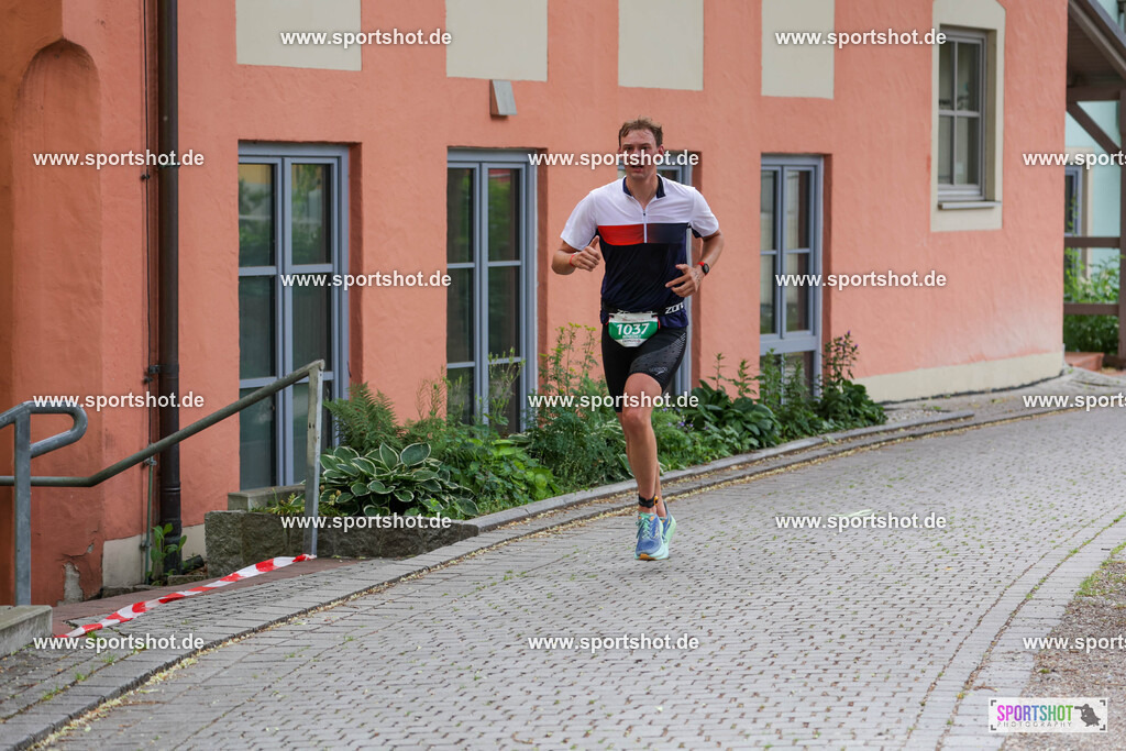 KSZ_3903 | Stadttriathlon Erding 2025. #yourpictrs #sportshot_your_pictrs @Sportshotphotography #stadttriathlonerding Copyright: www.sportshot.de