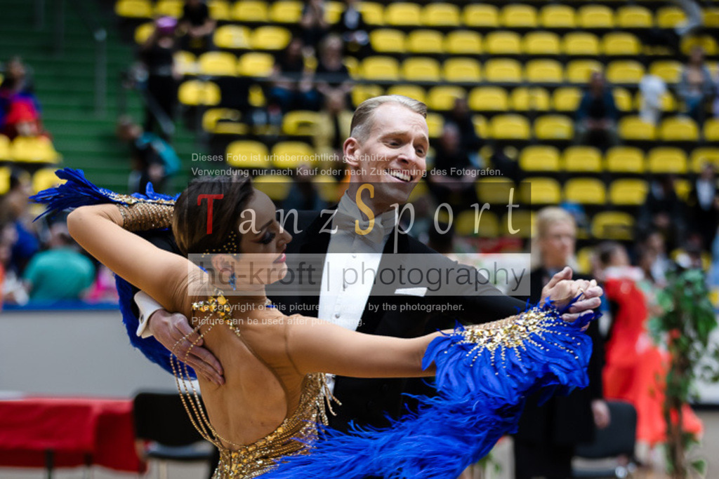 20250517_HessenTanzt_WDSF_IntOpen_Std_1223 | Tanzsportbilder, Standardtanz, Lateintanz, WDSF, DTV, LTVB, dancecomp, goc, hessen tanzt, blaues band der spree, walzer, tango, wiener walzer, slowfox, quickstepp, samba, rumba, cha-cha-cha, paso doble. jive, hd-kroft photography, turniertanzsport