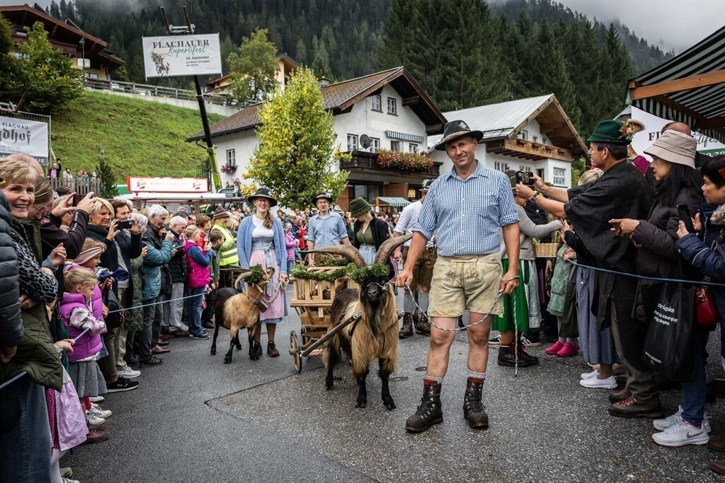 Rupertifest_Flachau_2k25_Webauflösung-328 | Bildershop Chri Fischbacher - Realisiert mit Pictrs.com