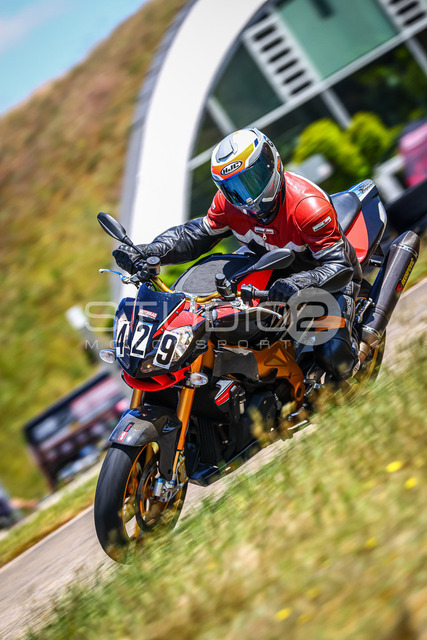 0429-260509DCB-038_429 | Deine Full-Service-Agentur für ✔️Videoproduktionen und ✔️Motorsportfotografie Jetzt Angebot anfragen!
