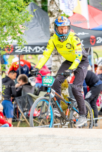 BayBMX2026-05364 | Fotogalerie von Thomas Dettweiler mit Eventbildern und lizenzfreien Fotos. Perfekt als Wandbild, für Büro, Website oder private Nutzung. - Realisiert mit Pictrs.com