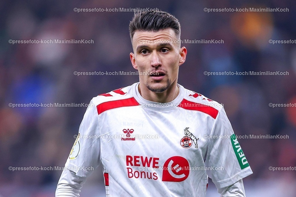 DFB05022502295 | 05.02.2025, Fußball, DFB-Pokal Viertelfinale, Bayer 04 Leverkusen - 1.FC Köln, BayArena, Saison 2024 2025: Dejan Ljubicic (FC Köln #7)DFB regulations prohibit any use of photographs as image sequences and or quasi-video.