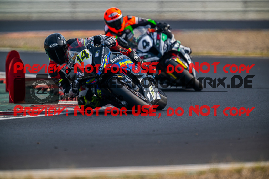 MaZZes_FotoMatrix_220626_4412 | IDM1000