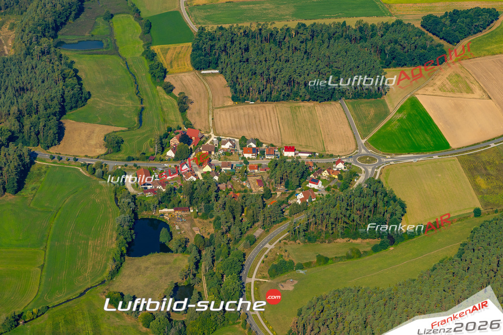Das Luftbild zeigt : Neumühle Büchenbach - Die Luftaufnahme wurde 2024 vom UL-Flugzeug aus erstellt ( keine Drohne ) - Hochauflösende Luftaufnahme - Für grossformatige Ausdrucke geeignet. Die Geschenkidee !Mit Lizenz und Bildrechte bestellbar