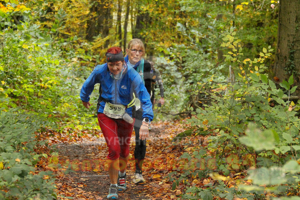 251026_1318_EV4_6757 | Sportfotografie im Rhein-Sieg Kreis, Köln, Bonn, NRW, Rheinland Pfalz, Hessen, etc. Unser Tätigkeitsfeld umfasst den Laufsport vom Volkslauf über den Marathon, Duathlon, Triathon bis zum Ultralauf wie Kölnpfad Ultra oder Schindertrail.