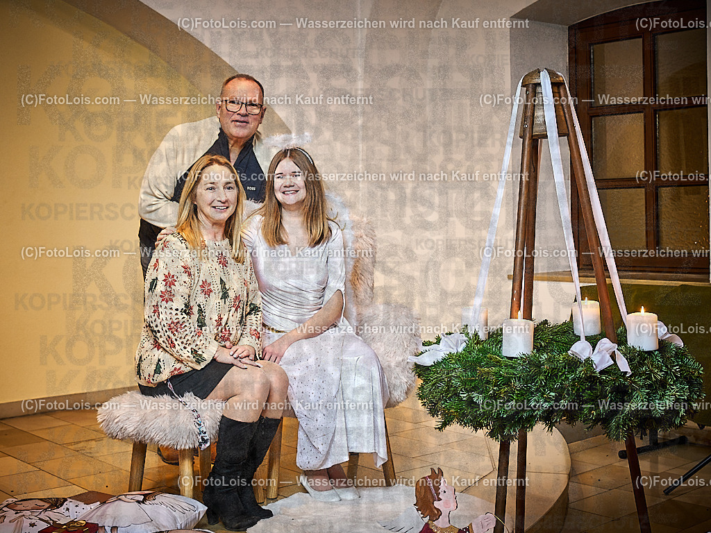 7909_Christkind_Sternenhaus | Hochzeitsfotograf mit dem Blick für´s Wesentliche, Firmung, Erstkommunion, Firmenfeiern, Sportfotoservice, Reproduktionen, Konzertfotografie, Pressefotografie, Luftbildfotografie, Innenarchitektur, Werbefotografie, Sponsoren-Livebildfotografie.