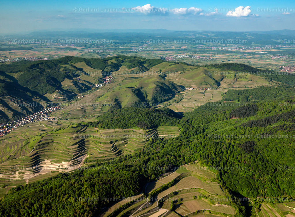 3096058 | Blick über den Kaiserstuhl bei Oberbergen in Richtung Nordosten