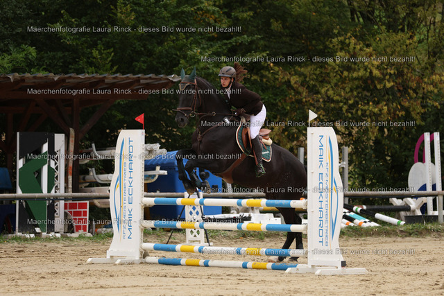 HG9A5329 | laurarinckfotografie - Realisiert mit Pictrs.com