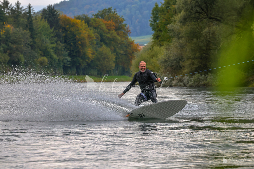 Closing Surf 2024 - 13. October 2024 | Closing Surf 2024Limmat, ZürichBild: Waltraud Blaurock | Blaurock Pix