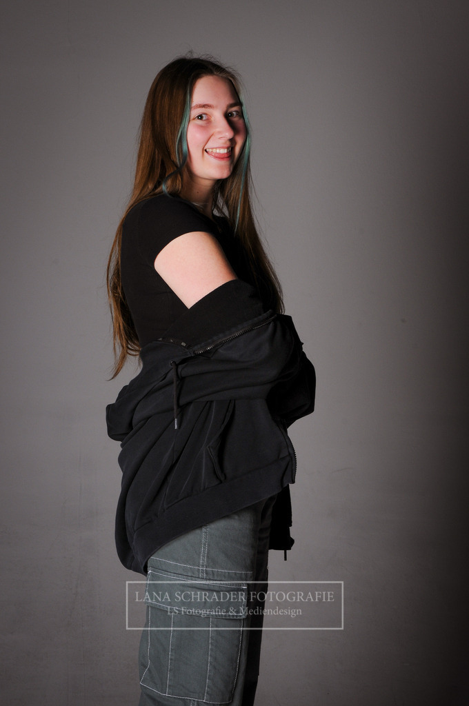 Maja und Maja Shooting 16.01.23-13 | lanaschraderfotografie - Realisiert mit Pictrs.com