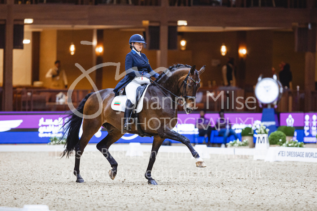 240417_Riyadh_Dressage-151 | Deine schönsten Turniermomente als professionelle Fotos! Entdecke hochwertige Pferdesport-Fotografie im Online-Shop. Jetzt Fotos finden & bestellen!