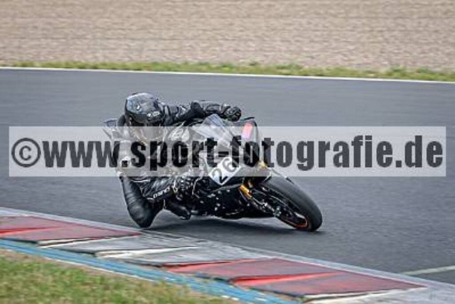 spof3730 | Professionelle Fotos von Sportveranstaltungen, aber auch Hochzeiten und anderen Events. - Realisiert mit Pictrs.com