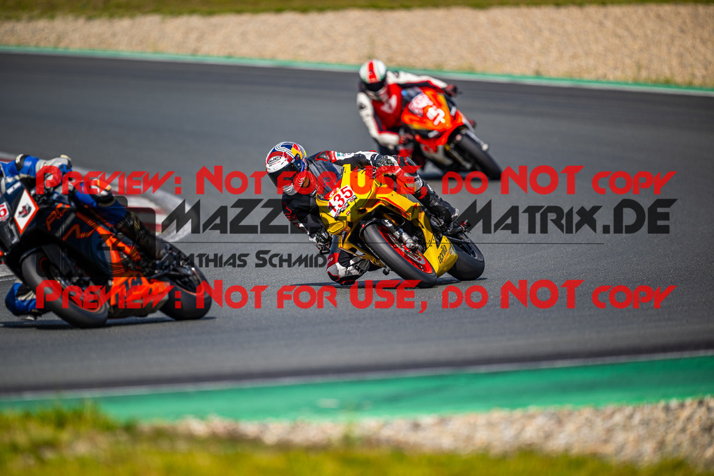 MaZZes_FotoMatrix_240724_6007705_2-92 | ROT