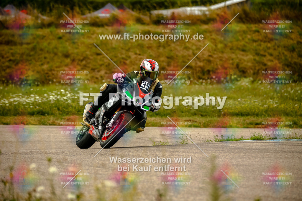 Chambley Juli-0953 | Hier findet Ihr Bilder von Touristenfahrten auf der Nürburgring Nordschleife oder von anderen Veranstaltungen die ich besucht habe. Viel Spass beim Durch Schauen 