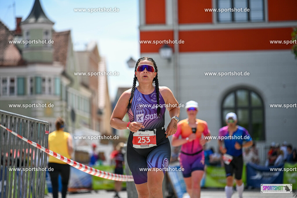 SZI_7370 | Stadttriathlon Erding 2025. #yourpictrs #sportshot_your_pictrs @Sportshotphotography #stadttriathlonerding Copyright: www.sportshot.de