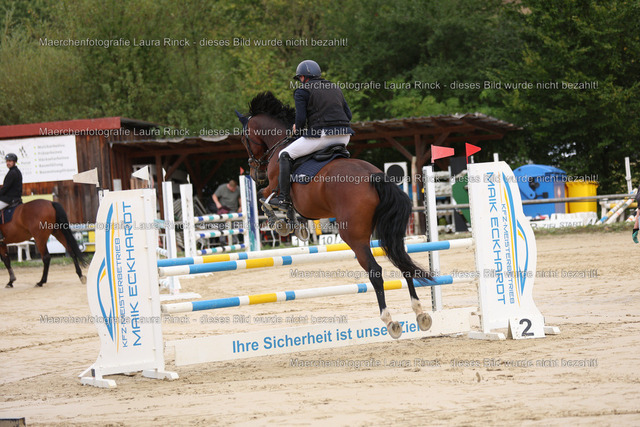 HG9A9593 | laurarinckfotografie - Realisiert mit Pictrs.com