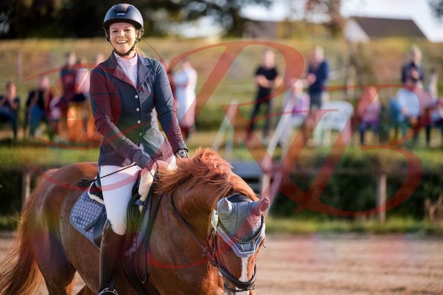 2026_10_03_Siefer-Hof_171255_Z81_10428181 | Professionelle Reitsport-, Turnier- und Eventfotografie von Robert Broda. Galerien mit ausgewählten und bearbeiteten Bildern direkt online ansehen und bestellen.