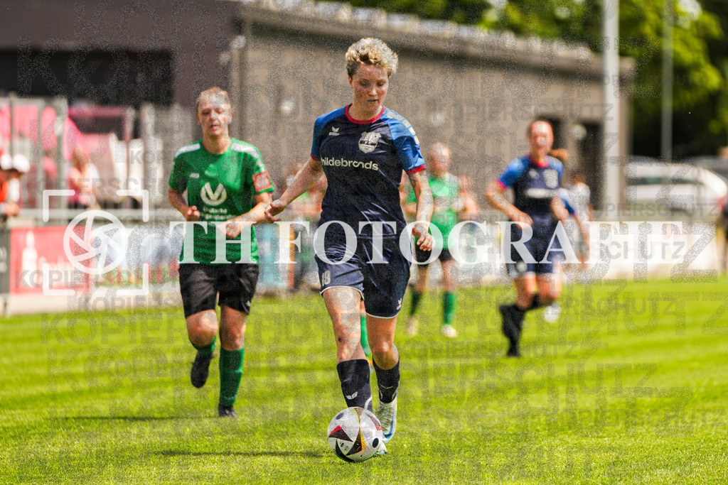 GER, FC Hauingen - SV Waldhaus, Frauen-Fussball, Rothaus Bezirkpokal, Finale, Saison 2024/2025, 29.05.2025 | GER, FC Hauingen - SV Waldhaus, Frauen-Fussball, Rothaus Bezirkpokal, Finale, Saison 2024/2025, 29.05.2025Foto: TH Fotografie/Alessio Bosco