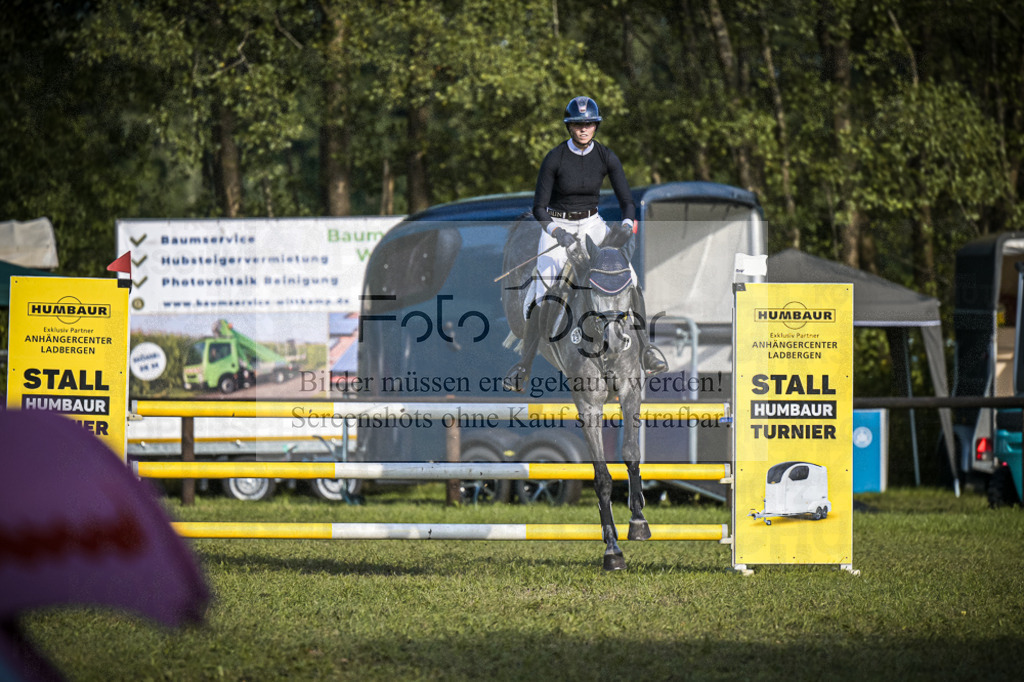DOS_0769 | Entdecke hochwertige Reitturnierfotos von Foto Oger. Professionell, emotional und authentisch – jetzt Lieblingsmomente im Shop bestellen.Deutschlandweite Turnierfotografie. - Realisiert mit Pictrs.com