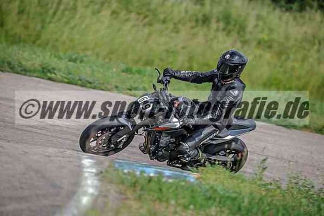pubi3988 | Professionelle Fotos von Sportveranstaltungen, aber auch Hochzeiten und anderen Events. - Realisiert mit Pictrs.com