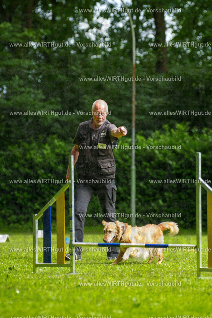 @allesWIRTHgut_Tierfotografie - www.allesWIRTHgut.de - 093133-7R507246 | Professionelle Tierfotografie in Mönchengladbach von Daniel Wirth (allesWIRTHgut). Liebevolle & natürliche Bilder von Hunden & Katzen für unvergessliche Erinnerungen.