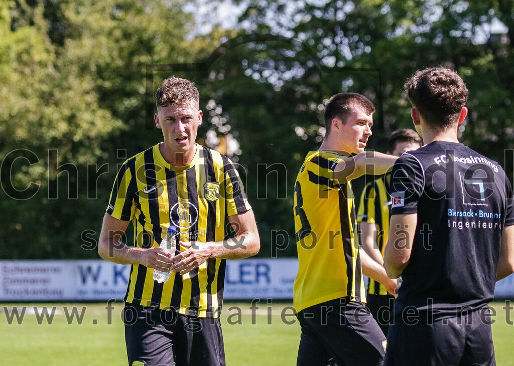 2023-08-19_069_FC_Moosinning_gegen_SV_Reichertsheim | Moosinning, Deutschland, 19.08.2023:
Fußball, Bezirksliga Oberbayern Ost 2023 / 2024, 5. Spieltag, FC Moosinning gegen SV Reichertsheim, Endergebnis: 0:4

Florian Jakob (FC Moosinning, #10)

Foto: Christian Riedel / fotografie-riedel.net