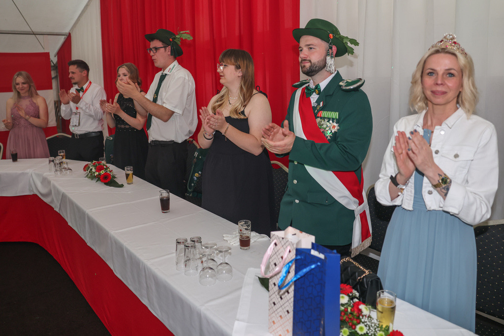 top-top.de-250530-134 | Foto, Video, Fotografie, Videografie, Fotobox, DJ, Discjockey, Musik, Musikbox, Veranstaltung, Photobooth, Amazon, Ebay, Buchtipp, Bestseller, Autor, Verlag, Buch, Wesel, Hamminkeln, NRW, Dinslaken, Rees, Drohne, Hochzeit, Party, Fotobox, Wesel, Fotograf