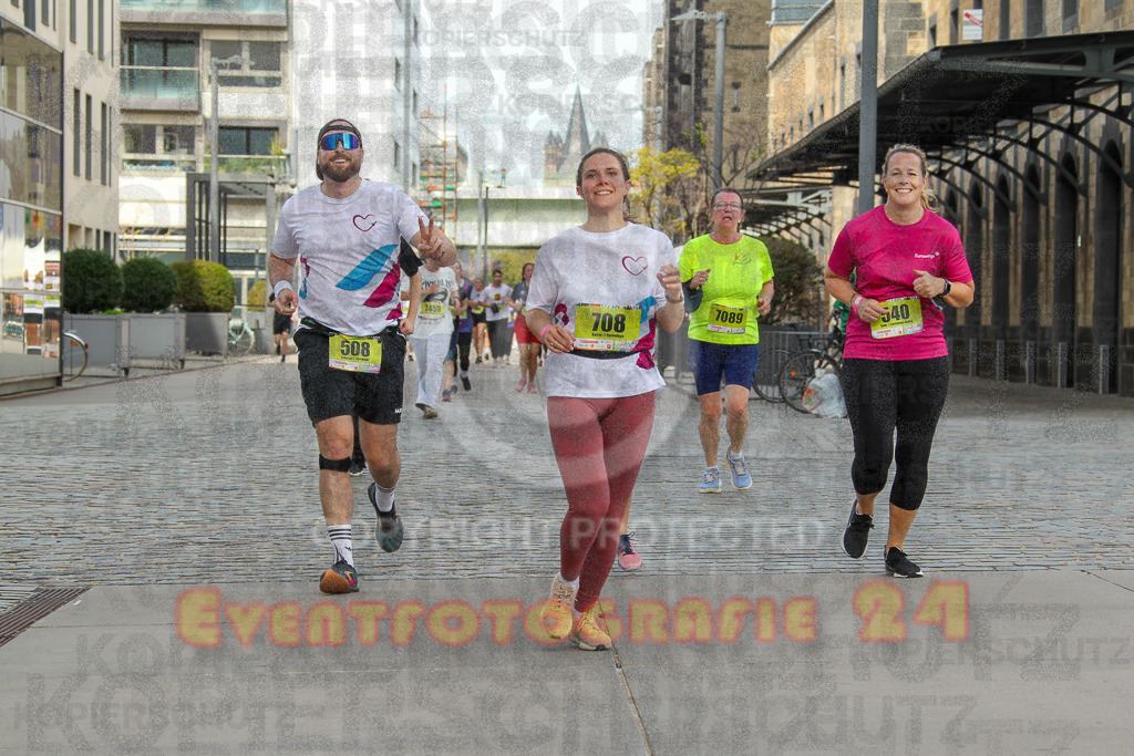 250920_1333_EV4_6014 | Sportfotografie im Rhein-Sieg Kreis, Köln, Bonn, NRW, Rheinland Pfalz, Hessen, etc. Unser Tätigkeitsfeld umfasst den Laufsport vom Volkslauf über den Marathon, Duathlon, Triathon bis zum Ultralauf wie Kölnpfad Ultra oder Schindertrail.