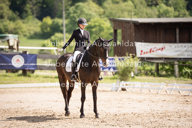 Bad_Meinberg_08544 | saradresslerfotografie - Realisiert mit Pictrs.com
