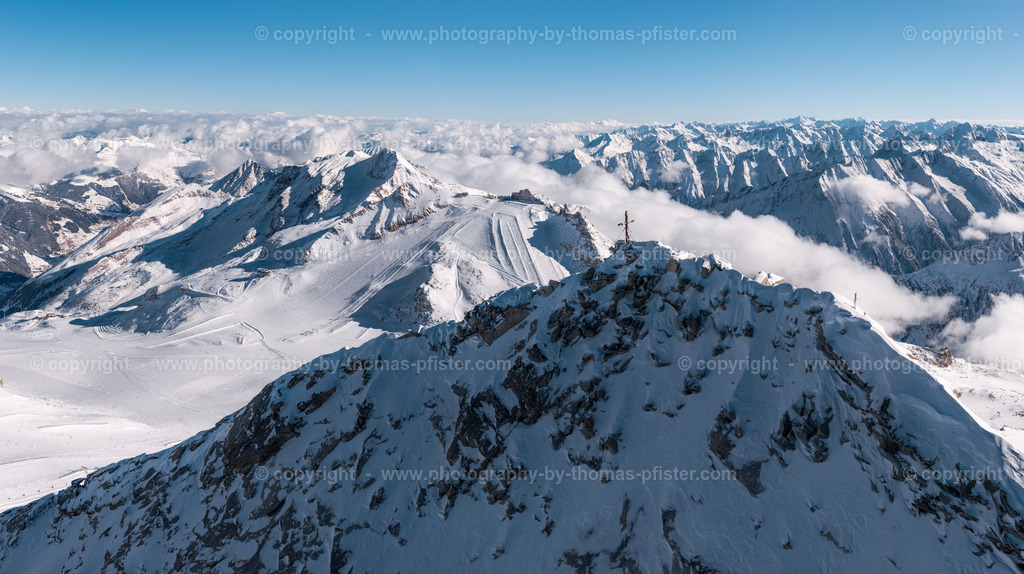 Hintertuxer Gletscher Gefrorene Wand Olperer Panorama copyright  Thomas Pfister-1 | PHOTOGRAPHY BY THOMAS PFISTER