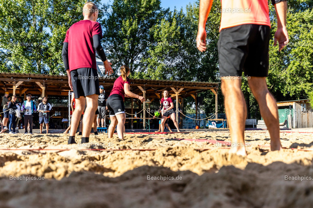 2025-200082329-Strandvölkerball-WM_1 |  23.08.2025; Berlin Foto: Gerold Rebsch - www.beachpics.de