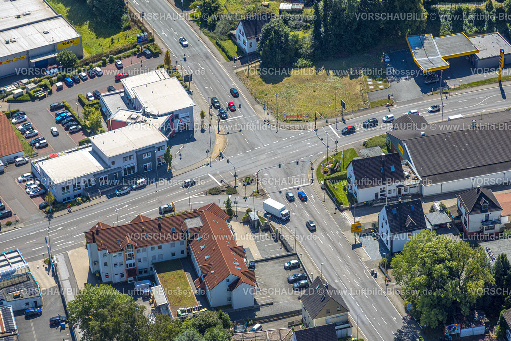 Kierspe250812976 | Luftbild, Straßenkreuzung Friedrich-Ebert-Straße und Kölner Straße Bundesstraße B237, Kierspe, Sauerland, Nordrhein-Westfalen, Deutschland