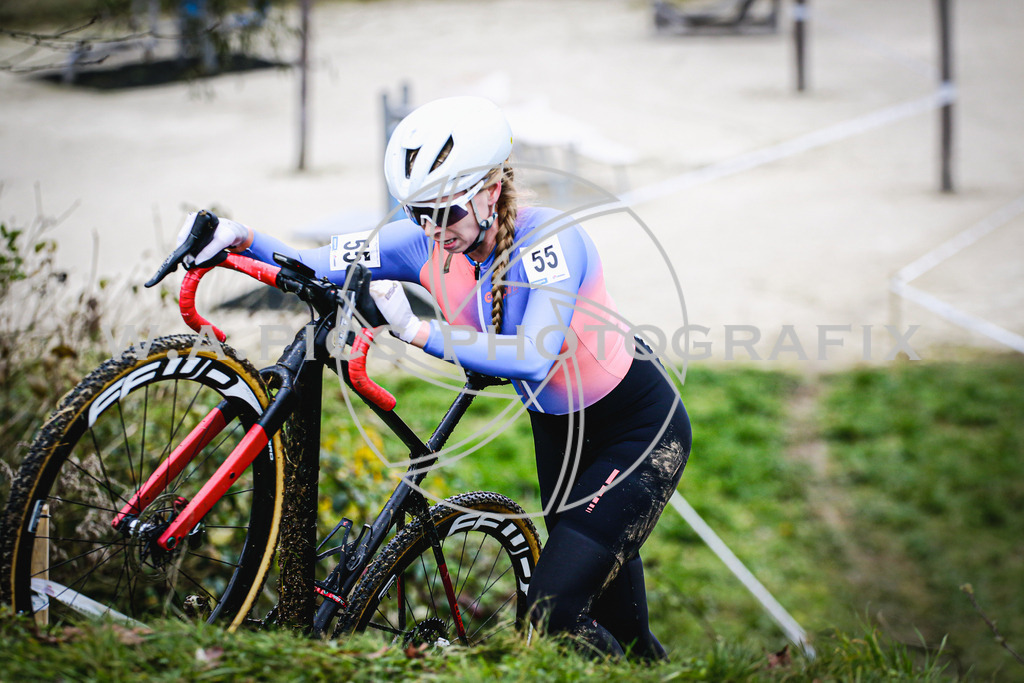 ..... | AUSTRIA, 24.11.24, 3.Radquerfeldein GP um das Sportzentrum Gunskirchen Image shows: Photo: Wapics / Andreas Willdoner