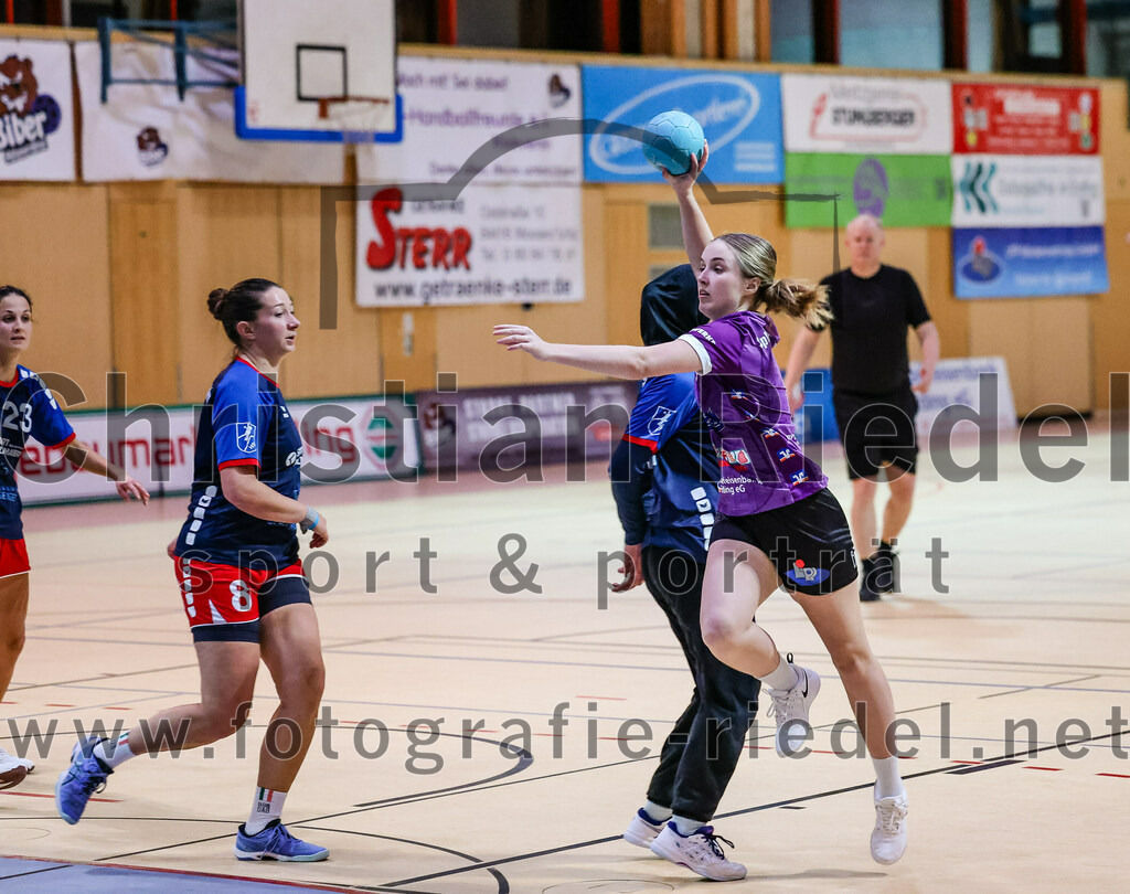 2023-12-09_089_SpVgg_Altenerding_gegen_HSG_Freising-Neufahrn | Erding, Deutschland, 09.12.2023:
Handball, Bezirksoberliga Frauen Altbayern 2023 / 2024, 9. Spieltag, SpVgg Altenerding gegen HSG Freising-Neufahrn, Endergebnis: 29:28

Johanna Bauschmid (SpVgg Altenerding, #5)

Foto: Christian Riedel / fotografie-riedel.net