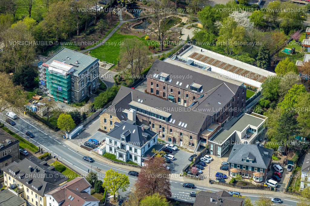 Witten230402743 | Luftbild, Baustelle Wohnhäuser für Lofts auf dem ehemaligen Scharfen Gelände sowie Scharfen Villa und Gustav Lohmann Villa, Witten, Ruhrgebiet, Nordrhein-Westfalen, Deutschland