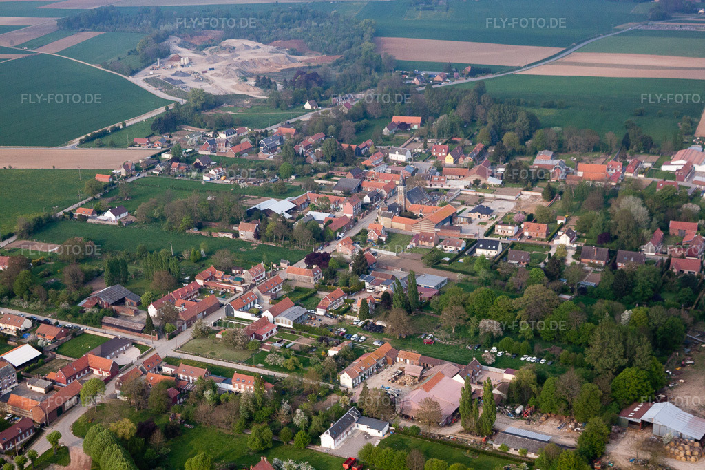 Luftbild: Ortsansicht in Blairville im Bundesland Pas-de-Calais in Frankreich. Foto: IMG_40094.jpg vom 17.04.2011 durch Werner Riehm/FLY-FOTO.de