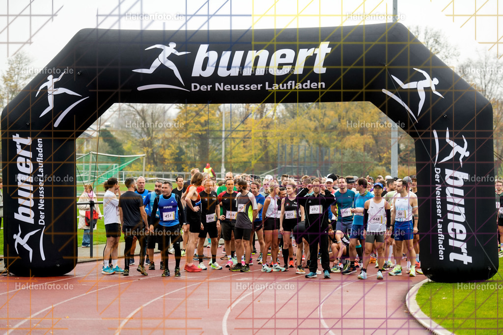 Neusser Erftlauf 2025  | 15km Neusser Erftlauf 2025 Foto: Heldenfoto.de