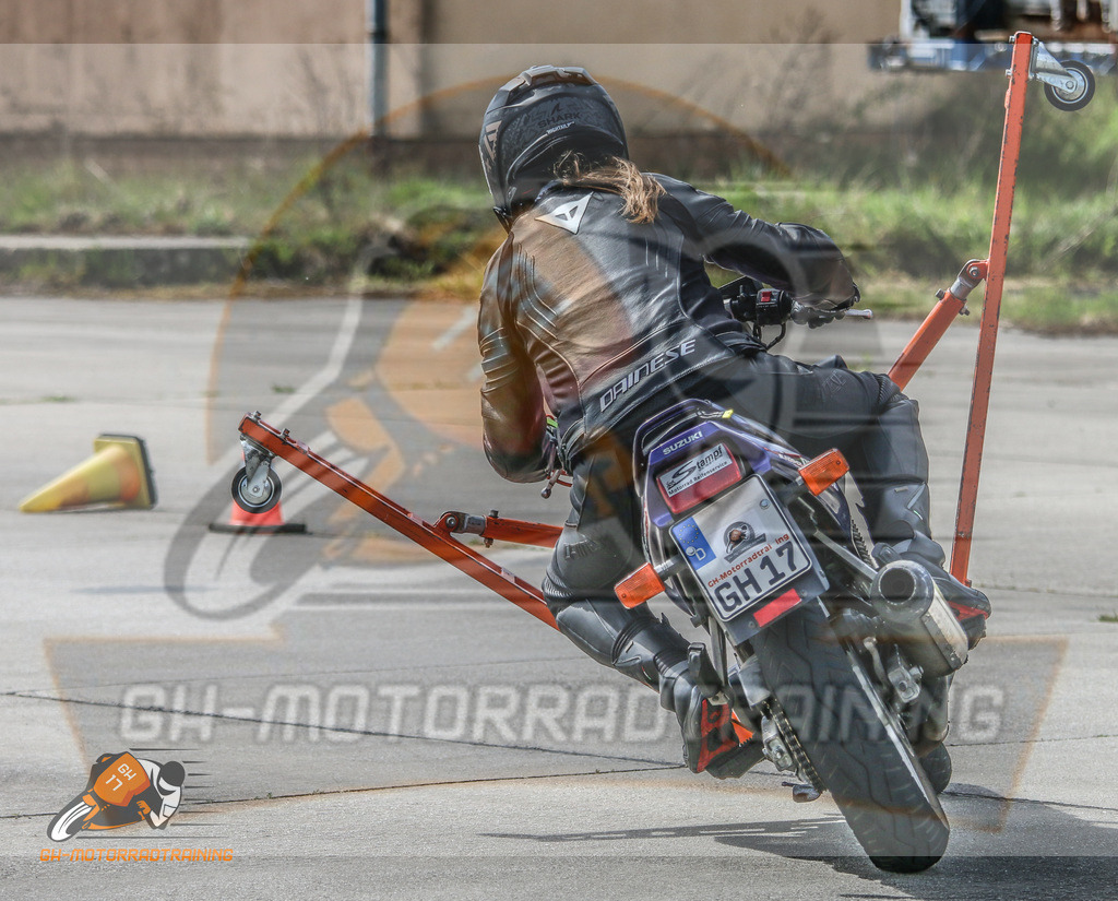 IMG_9649 | gh-motorradtraining-foto.de - Realisiert mit Pictrs.com