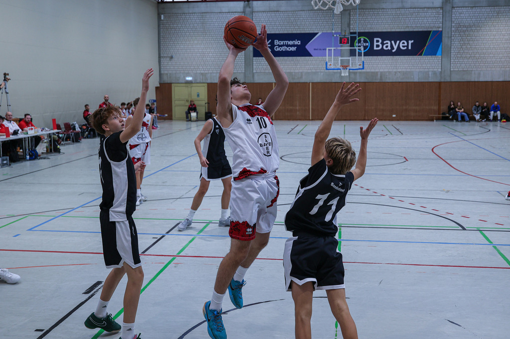 JBBL BAYER GIANTS vs Team BonnKöln RAG-82 | Fotos von Basketballspielen aus dem Raum NRW fotografiert von Gero Mueller-Laschet und Daniel Schaefer - Realisiert mit Pictrs.com
