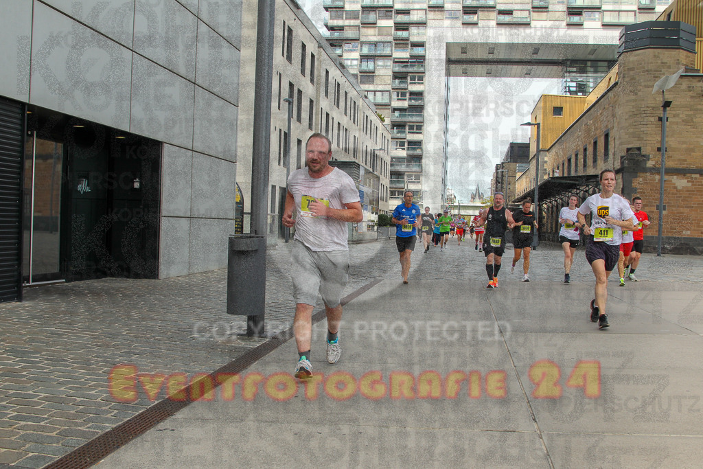 250920_1328_EV4_5670 | Sportfotografie im Rhein-Sieg Kreis, Köln, Bonn, NRW, Rheinland Pfalz, Hessen, etc. Unser Tätigkeitsfeld umfasst den Laufsport vom Volkslauf über den Marathon, Duathlon, Triathon bis zum Ultralauf wie Kölnpfad Ultra oder Schindertrail.