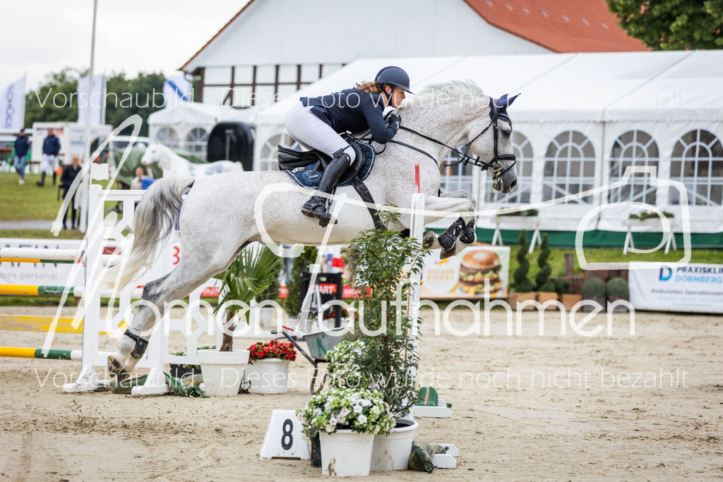 BHO-2PhSpr-M-141 | MomenTaufnahmen Pferdesportfotos