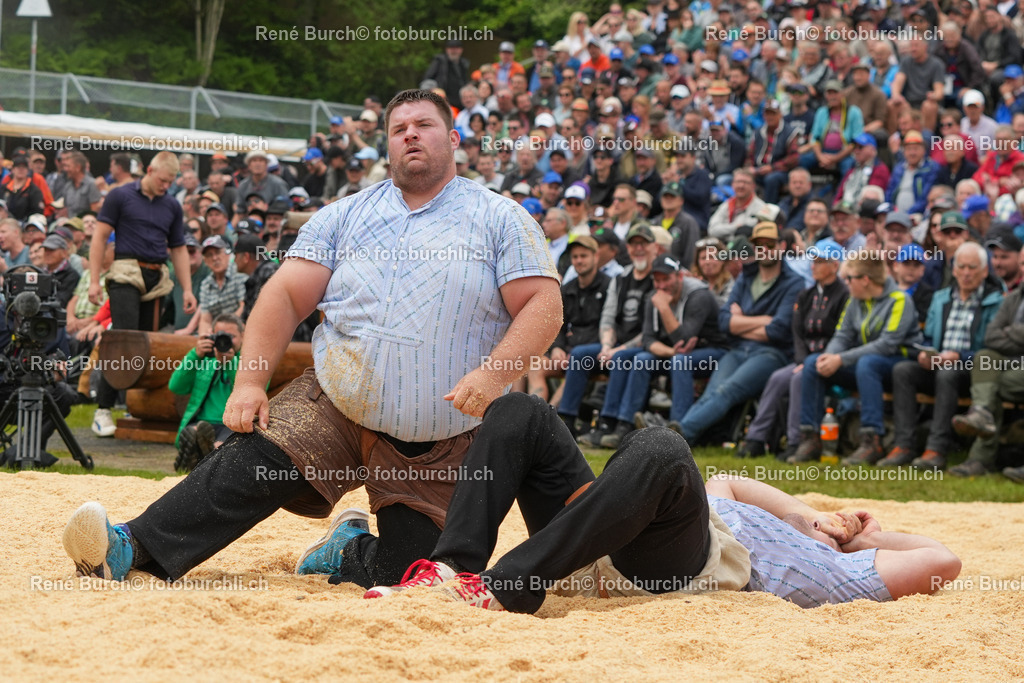 RB-04337 | René Burch leidenschaftlicher Fotograf aus Kerns in Obwalden.  Hier finden sie Sport, Landschaft und Natur Fotografie.
 - Realisiert mit Pictrs.com
