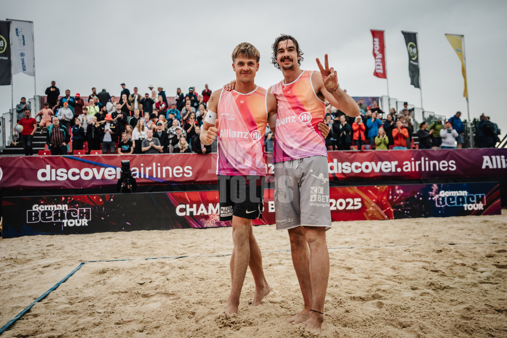 Beachvolleyball | Männer | Allianz German Beach Tour 2025 | Tourstop Bremen | 15.06.2025 | v.l. Luis Kubo und Jannik Kühlborn