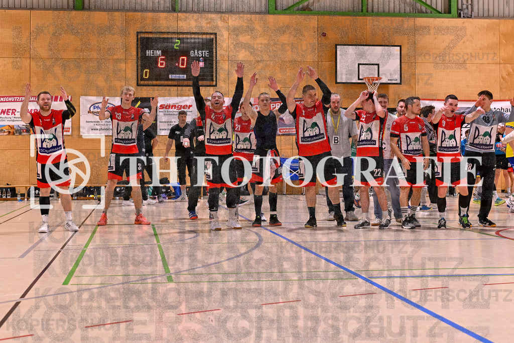 GER, SG Maulburg/Steinen - SG Allensbach/Dettingen, Handball, Landesliga Suedbaden, 2. Spieltag, Saison 2024/2025, 28.09.2024 | Marvin Grun (SG Maulburg/Steinen, #03), Jerrik Bartam (SG Maulburg/Steinen, #33), Andre Leuchtmann (SG Maulburg/Steinen, #13), Finn Nasdala (SG Maulburg/Steinen, #21), Ole Anton Holzkamp (SG Maulburg/Steinen, #69), Tim Lindner (SG Maulburg/Steinen, #09), Lukas Schoechlin, Niklas Ahrens (SG Maulburg/Steinen, #22), Marco Posovszky, Cornelius Stoerk (SG Maulburg/Steinen, #05), Paul Fuechsel (SG Maulburg/Steinen, #06), Eike Nasdala (SG Maulburg/Steinen, #98), Nico Knoblich.GER, SG Maulburg/Steinen - SG Allensbach/Dettingen, Handball, Landesliga Suedbaden, 2. Spieltag, Saison 2024/2025, 28.09.2024Foto: TH Fotografie/Thomas Hess