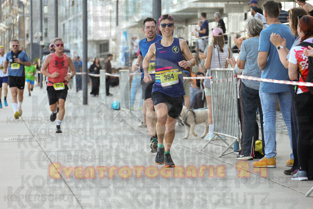 250920_1446_EX1_7456 | Sportfotografie im Rhein-Sieg Kreis, Köln, Bonn, NRW, Rheinland Pfalz, Hessen, etc. Unser Tätigkeitsfeld umfasst den Laufsport vom Volkslauf über den Marathon, Duathlon, Triathon bis zum Ultralauf wie Kölnpfad Ultra oder Schindertrail.