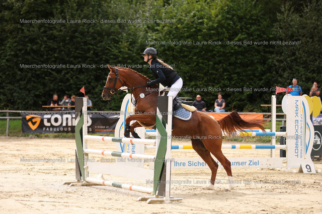 HG9A8764 | laurarinckfotografie - Realisiert mit Pictrs.com