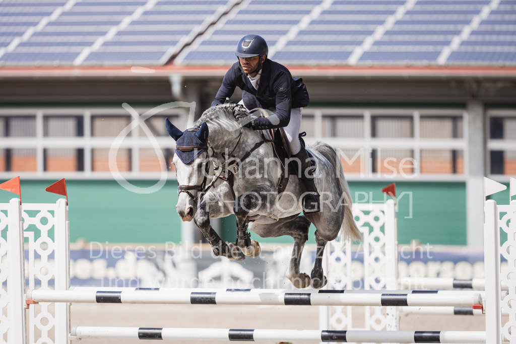 230516_Mühlen_04SprPf-L-428 | Deine schönsten Turniermomente als professionelle Fotos! Entdecke hochwertige Pferdesport-Fotografie im Online-Shop. Jetzt Fotos finden & bestellen!